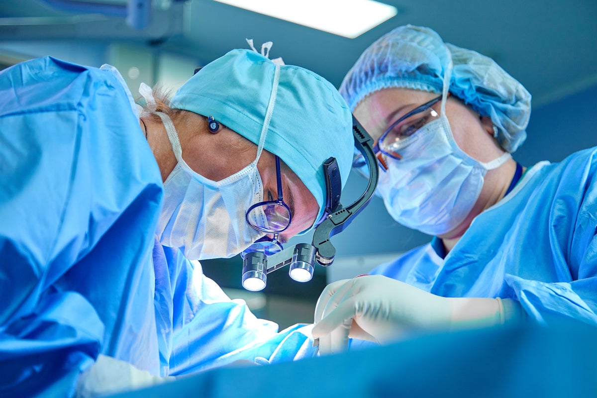 Controversial leg surgery sparks NHS crisis