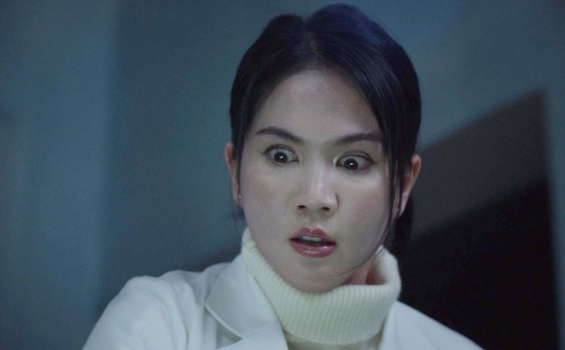 Ngọc Trinh và cú ngã ngựa phòng vé