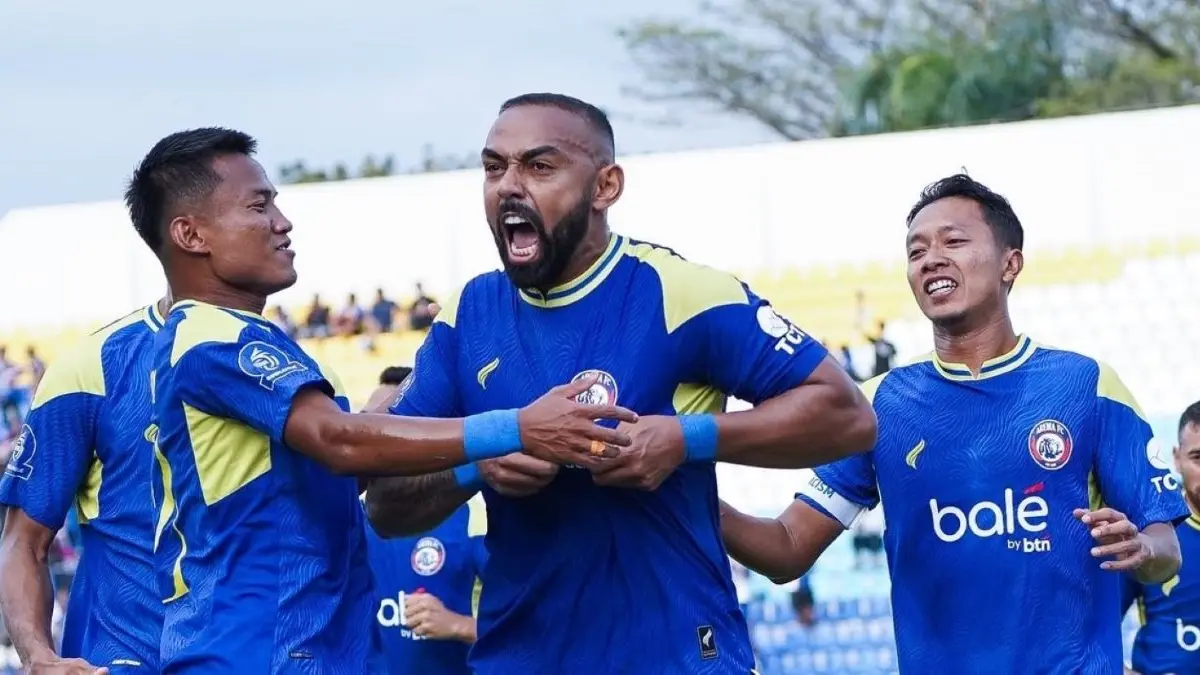 Sama seperti Persebaya, Arema FC pun berencana pertahankan pelatih ...