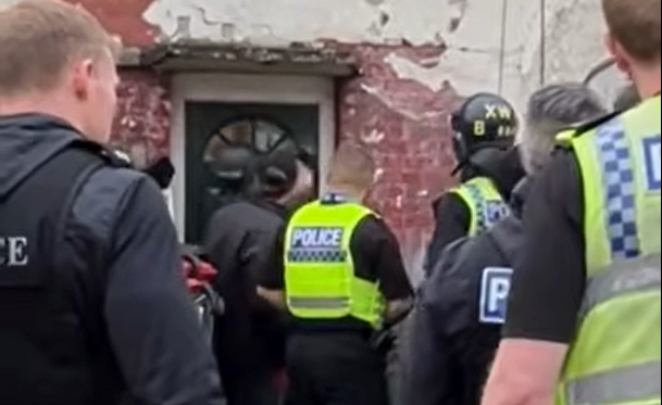 Four arrests after drug crackdown by police in early morning raids