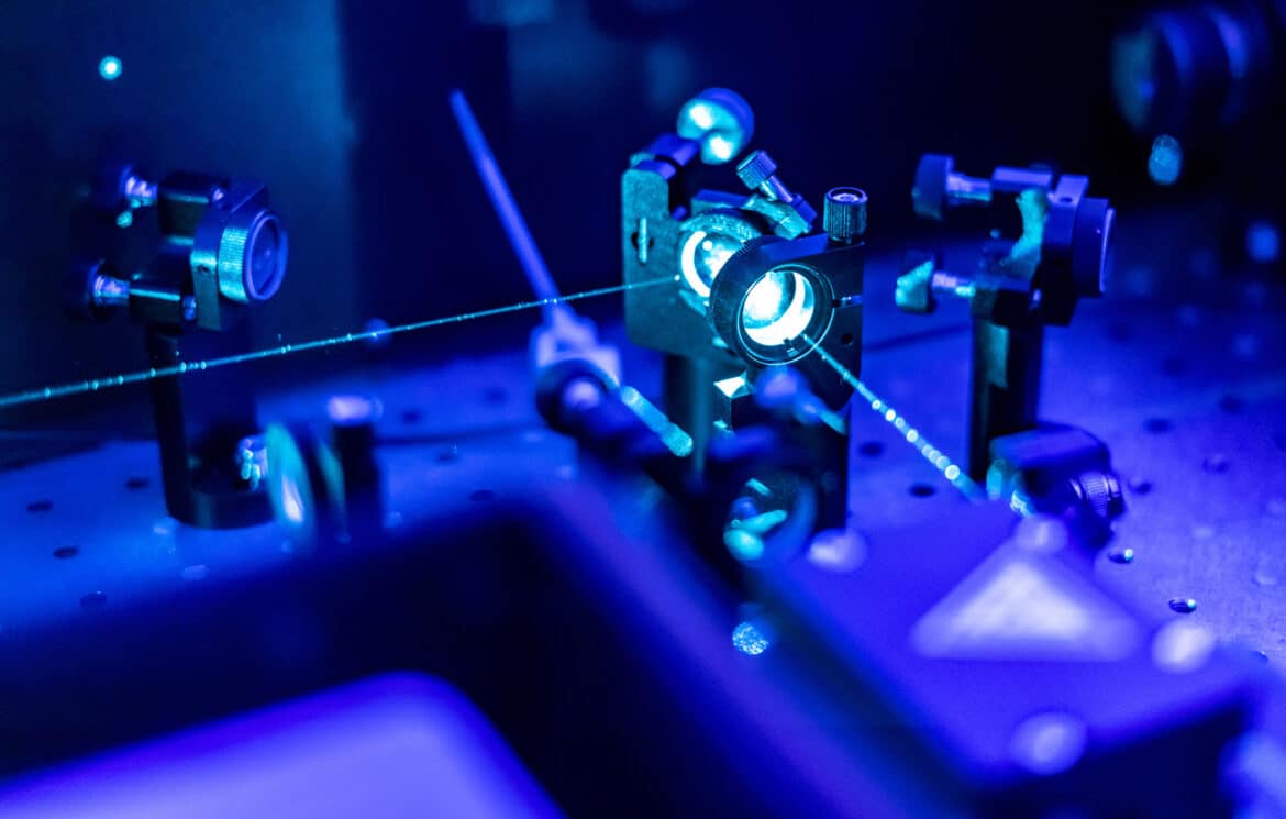 Quantum radio sensors could change communications in heavy jamming