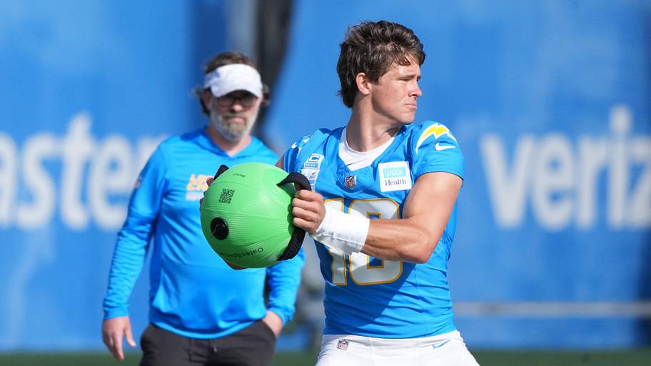 Not throwing at OTAs: Justin Herbert gives fans a scare but reveals ...