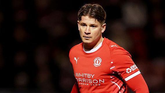 Midfielder Sanders leaving Crewe when contract ends