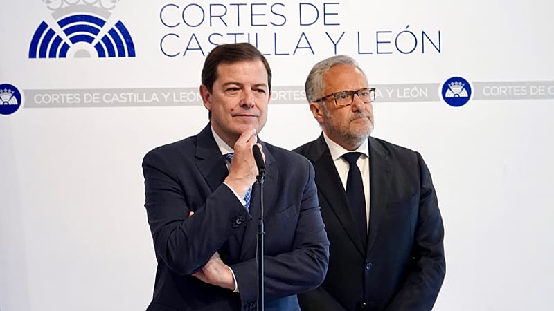 El PP y Vox pactan la investidura de Mañueco con la "prioridad nacional ...