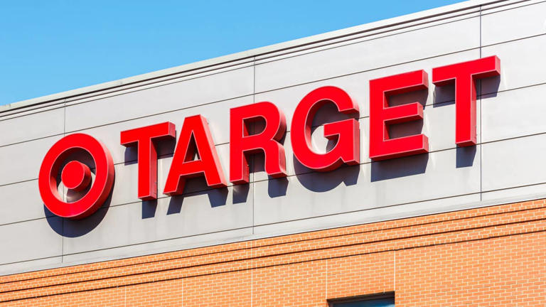 Target's top-rated backyard picnic table is 50% off ahead of Fourth of ...