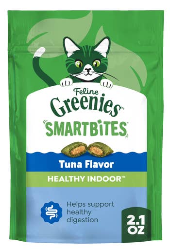 Greenies Feline Smartbites, Tuna Flavor, 2.1 oz. Packaging shows a cartoon cat and highlights
