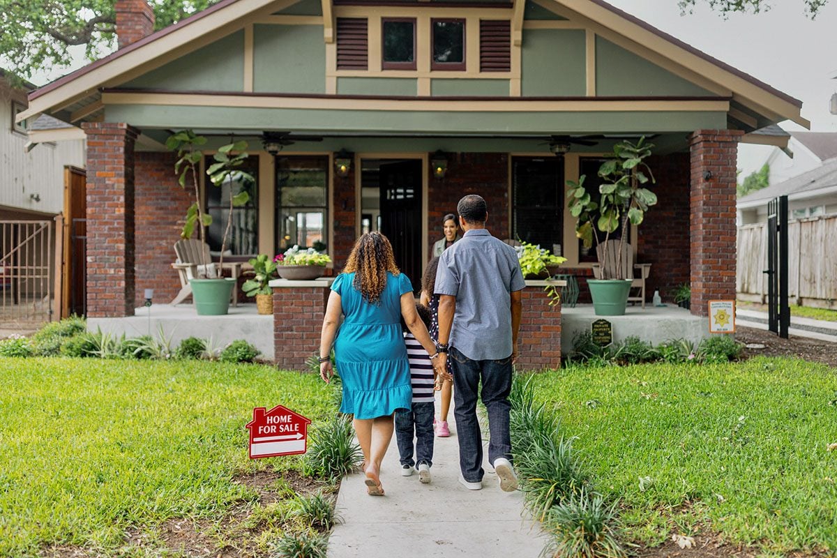 Essential revealing questions to ask a realtor before you hire them