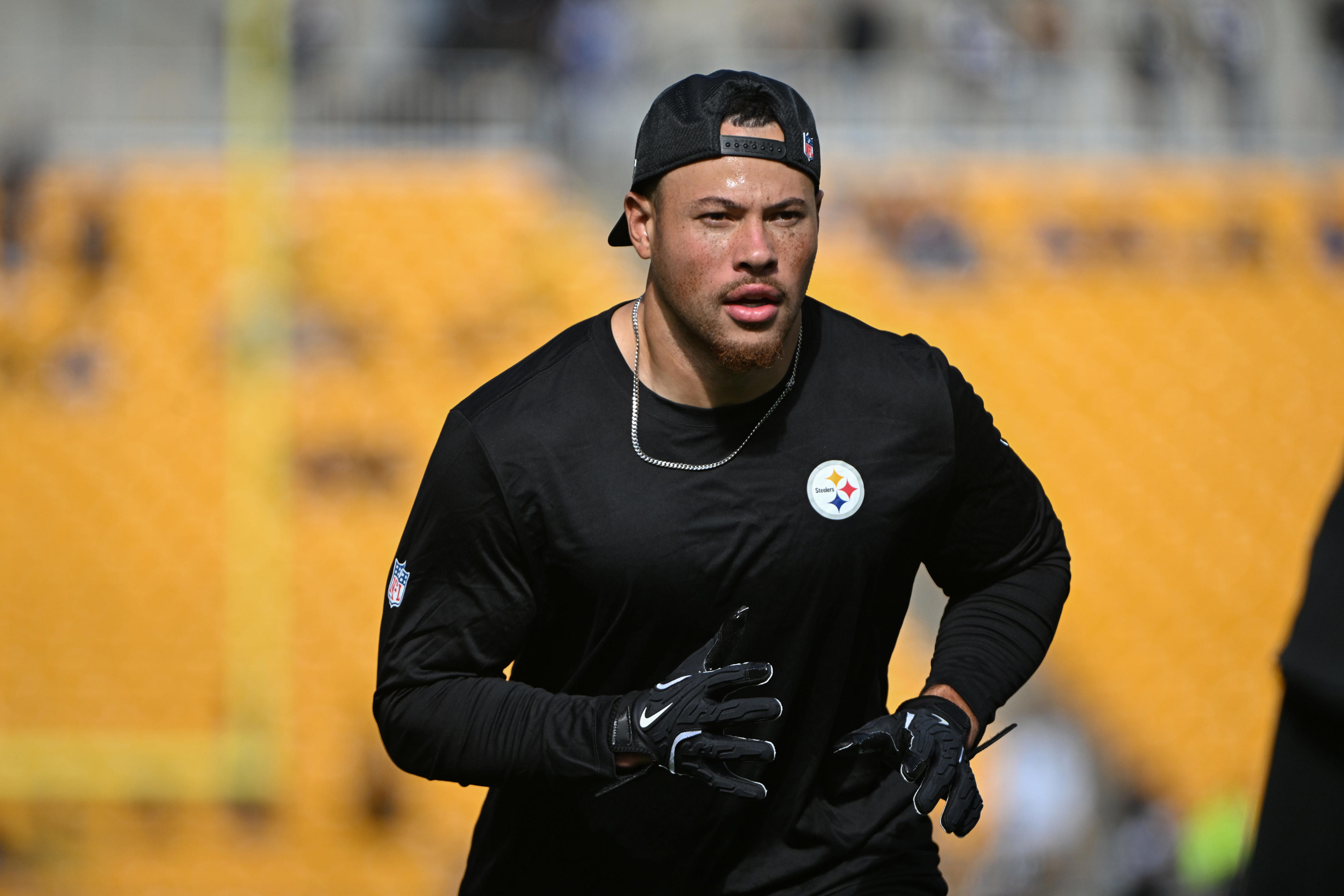 Steelers starter absent from mandatory minicamp after Nick Herbig extension