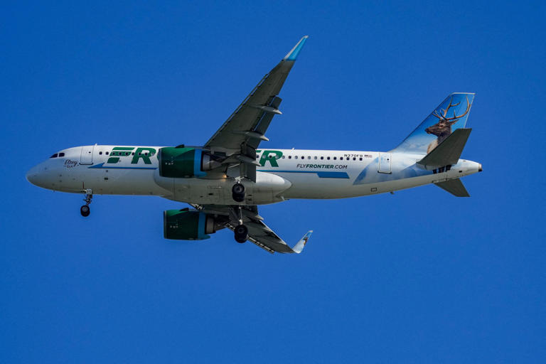 Frontier Airlines adds route to New York. How to get cheap tickets
