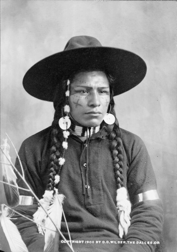 39 historical portraits that offer a unique window into history