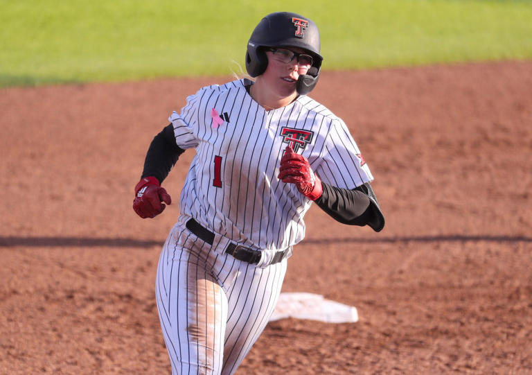 Best images of Texas Tech softball star Mia Williams