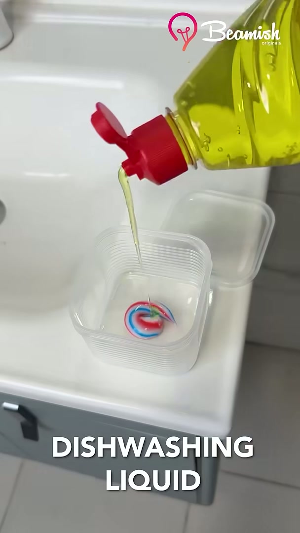Smart mix for glass cleaning #easy #glass #cleaningtrick