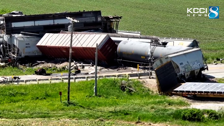 Photos: More than 20 rail cars left the tracks after Iowa Interstate crash