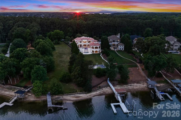NBA player Nicolas Batum shoots his North Carolina mansion onto the ...