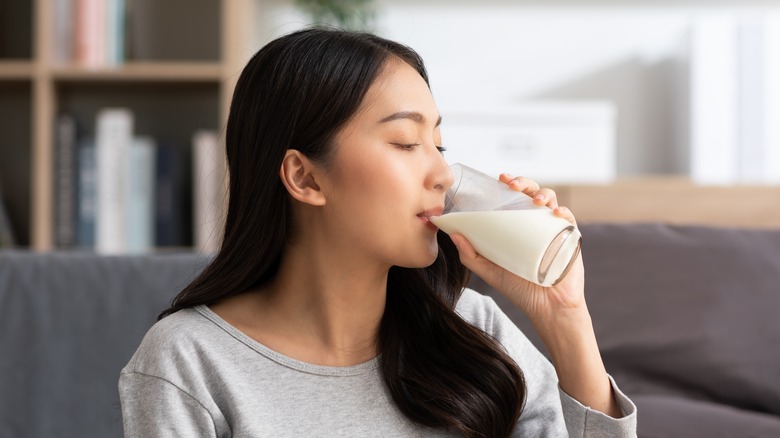 Drinks that have more protein than a glass of milk