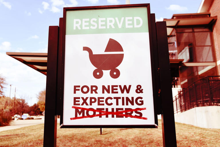 Dems replace 'mother' with 'gestating parent' in latest woke rewrite of ...