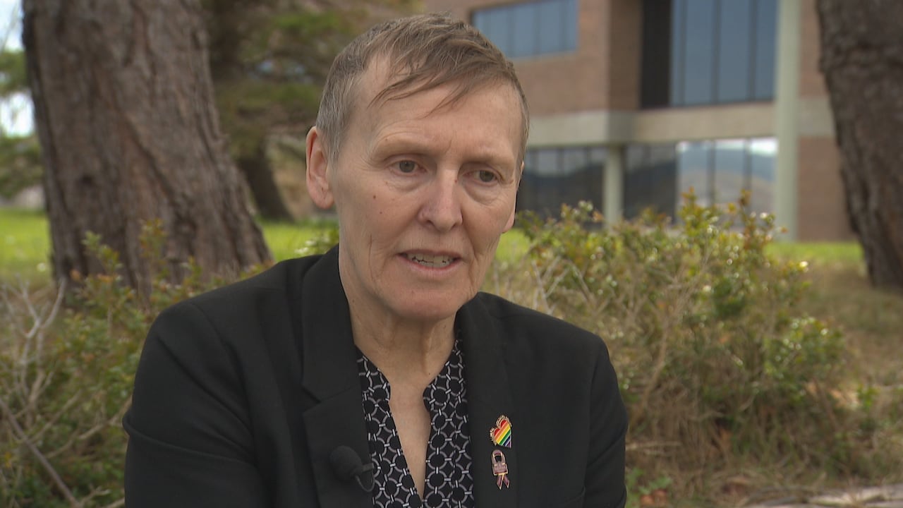 Health Minister Evans Reveals Breast Cancer Diagnosis