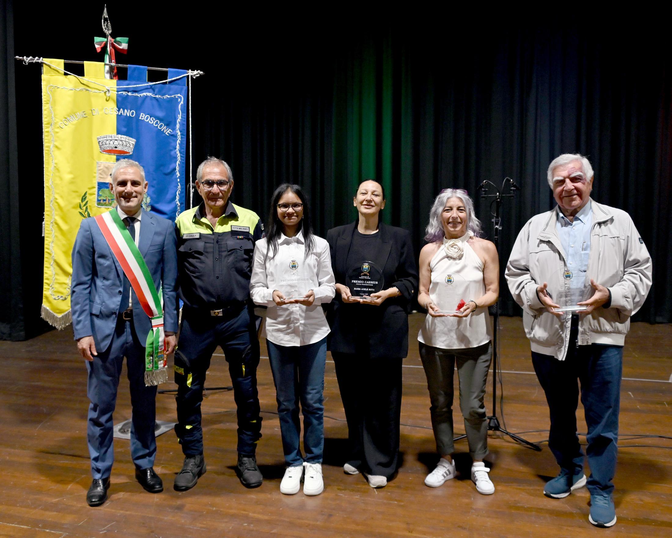 Benemerenza alla “regina degli scacchi”