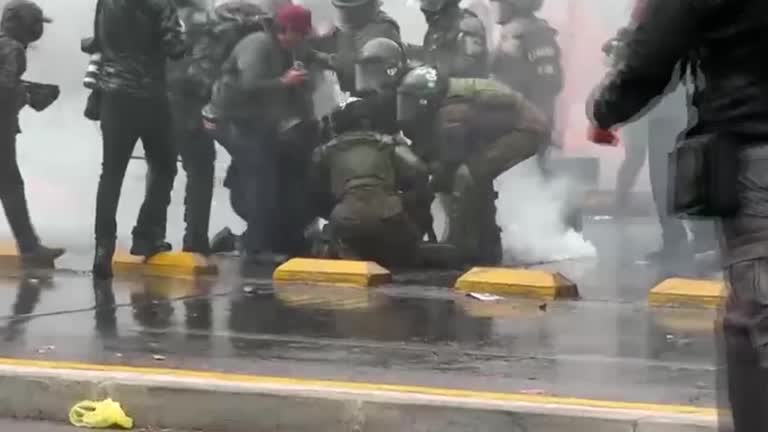 Chilean student injured as protests against President Kast turn violent