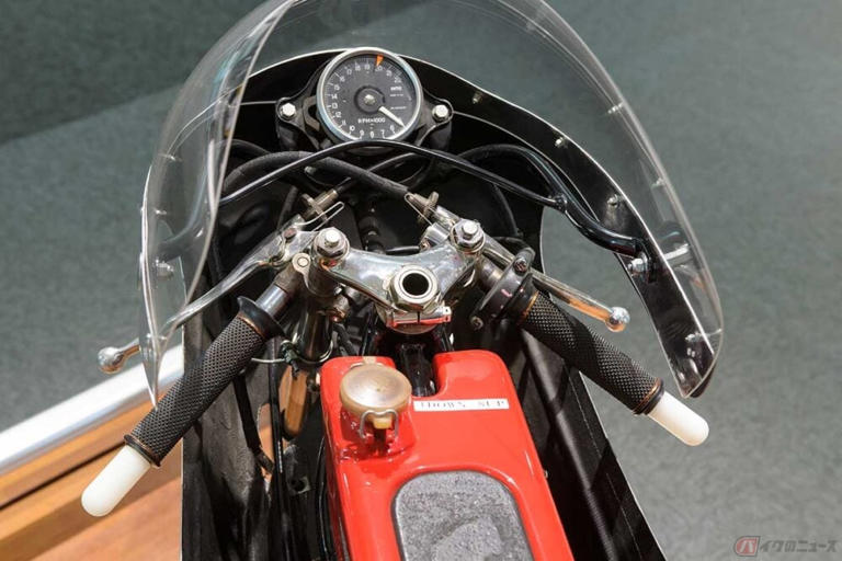 50ccの2気筒エンジンで21500rpm? ホンダ「RC116」（1966年）のDOHCエンジンが精密すぎる!