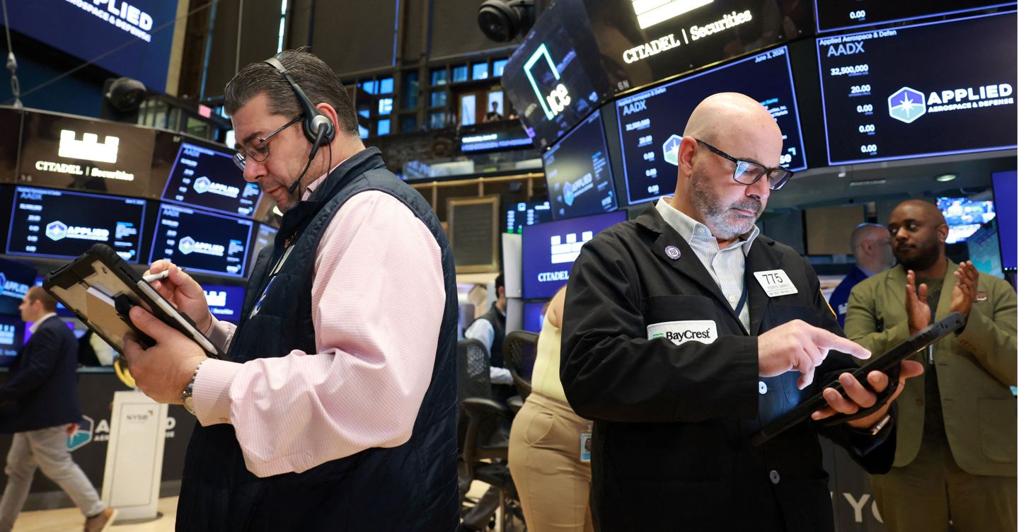 Borsa, Asia in calo in scia a Wall Street