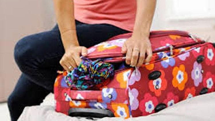 Travel bag packing tips: কানায় কানায় ভর্তি ট্রলিব্যাগ? ১০ সহজ টোটকাই ...