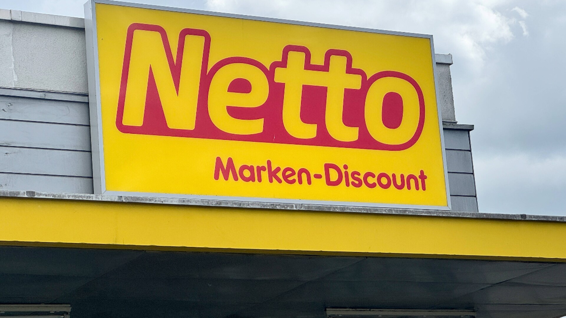 Netto setzt auf neue Regale: Überraschung im Discounter-Sortiment steht ...