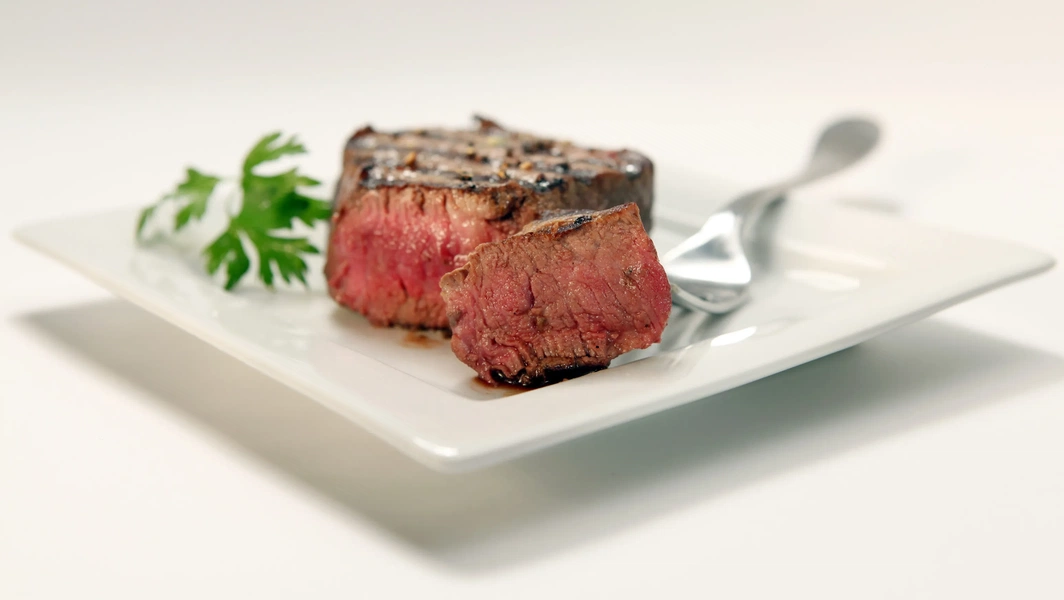 Mastering filet mignon preparation and cooking