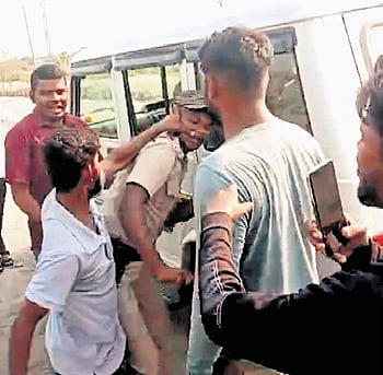 Odisha police officer attacked in brazen daylight assault by sand mafia