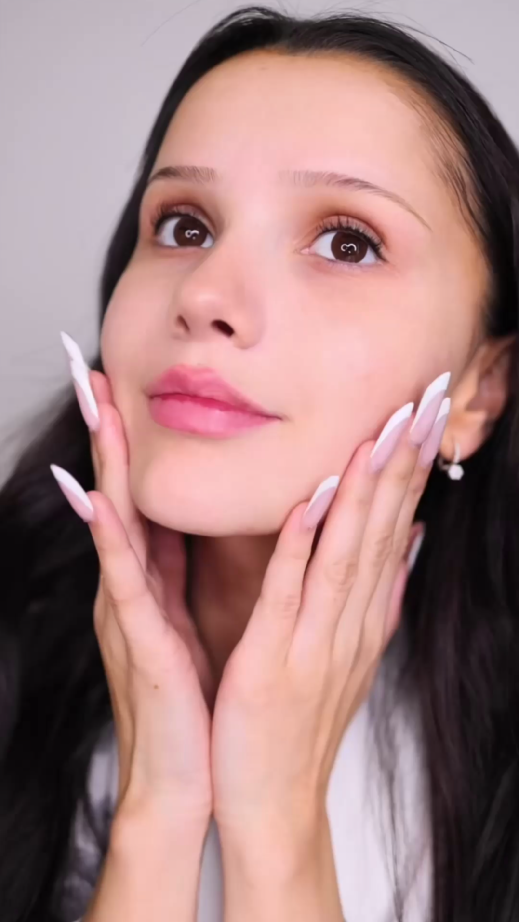 The Coxir combo routine for a fresh and radiant complexion