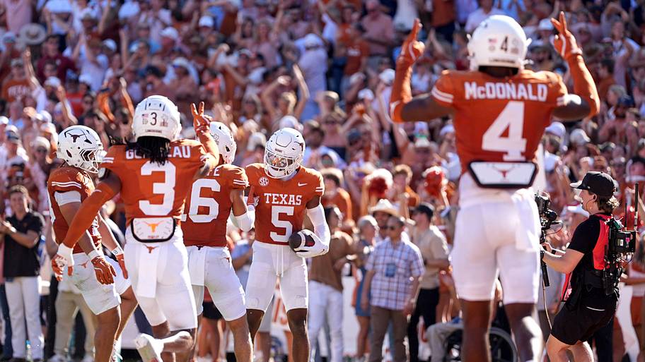 Texas Vs Oklahoma The Matchups That Will Decide The Red River Rivalry