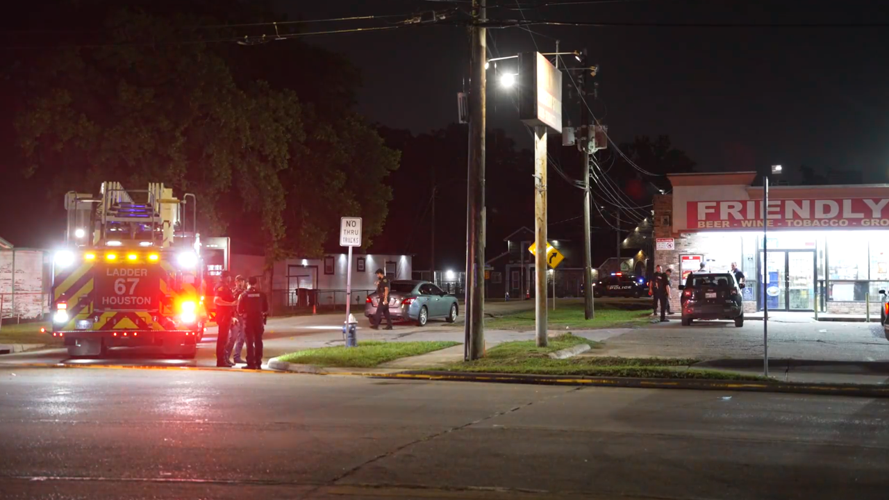 Picture Idea: Acres Homes Shooting 3 Injured In Drive By Outside Convenience