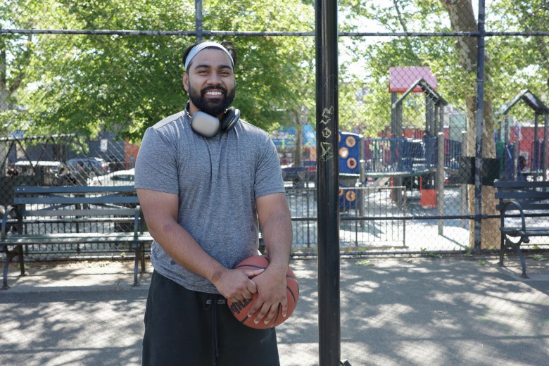 Queens apostle of the ‘swoosh’ restores netless rims in city parks