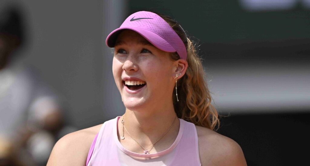 Andreeva, après avoir écrasé Kostyuk et atteint sa première finale en ...