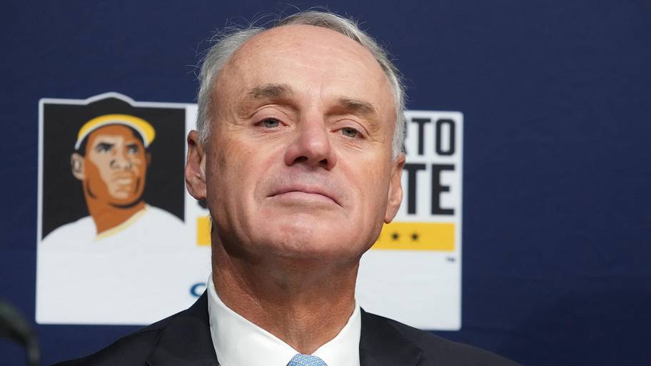 MLB work stoppage fears grow as Rob Manfred admits concern