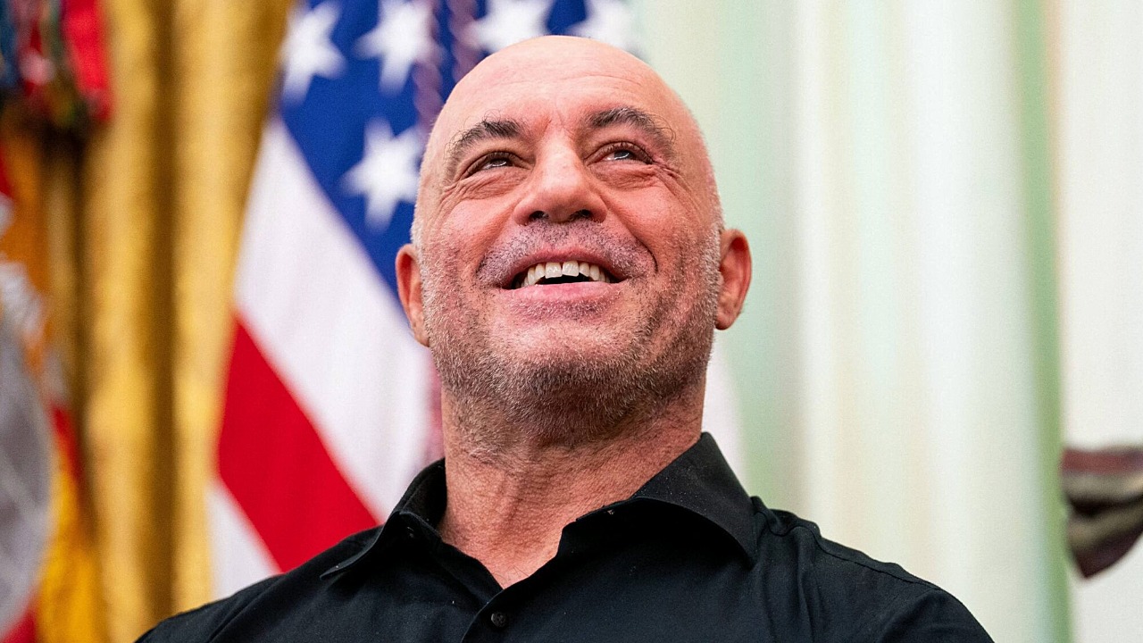 CBS denies rumors that Joe Rogan is in consideration for '60 Minutes ...