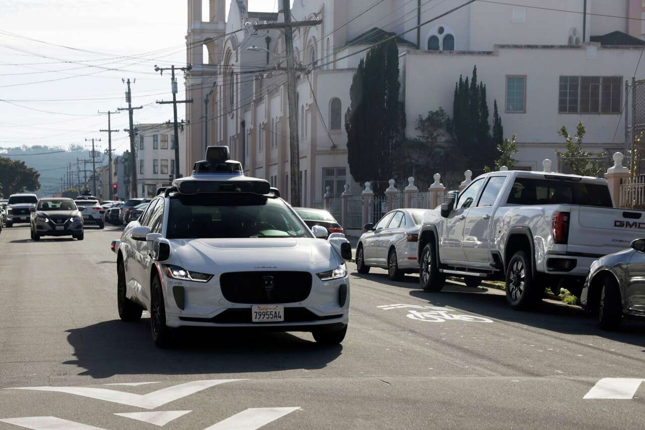 Get-a-Waymo: How a burglar used a robotaxi to flee the scene in a first ...