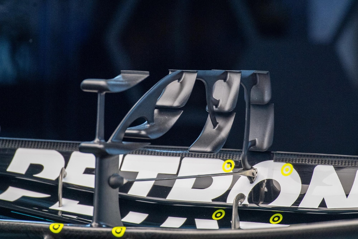 F1 teams fit unique rear wings for Monaco GP
