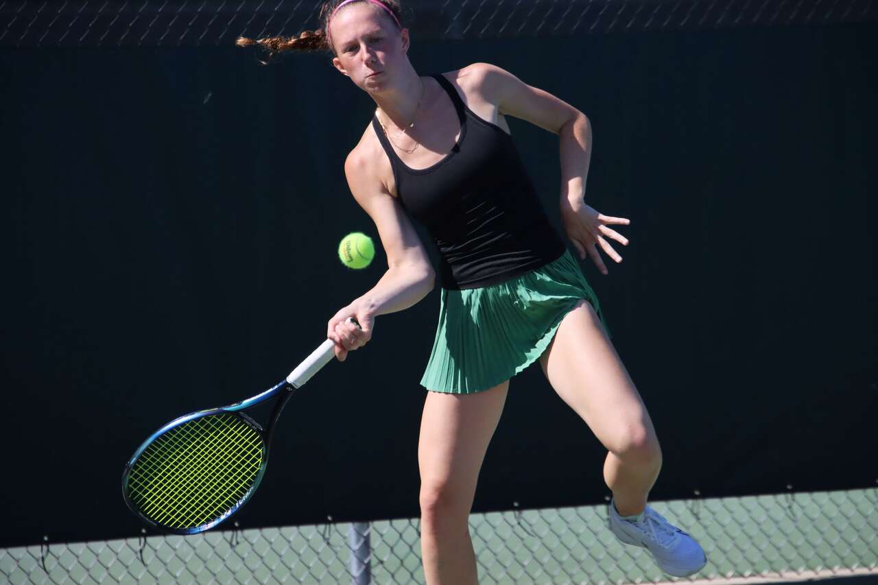 Dow girls 'outperform' expectations to take 5th at state