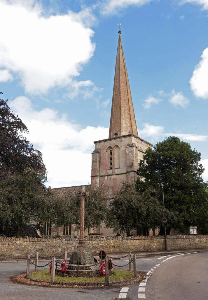 Peter Phillips and Harriet Sperling shut down their wedding venue two ...