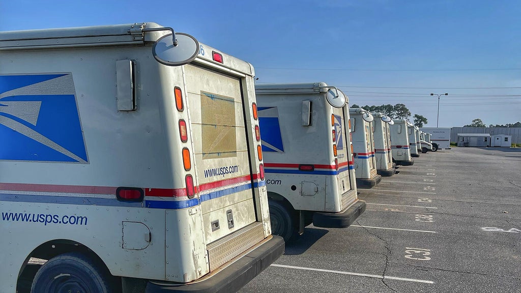Employee who died at troubled metro Atlanta USPS mail distribution ...