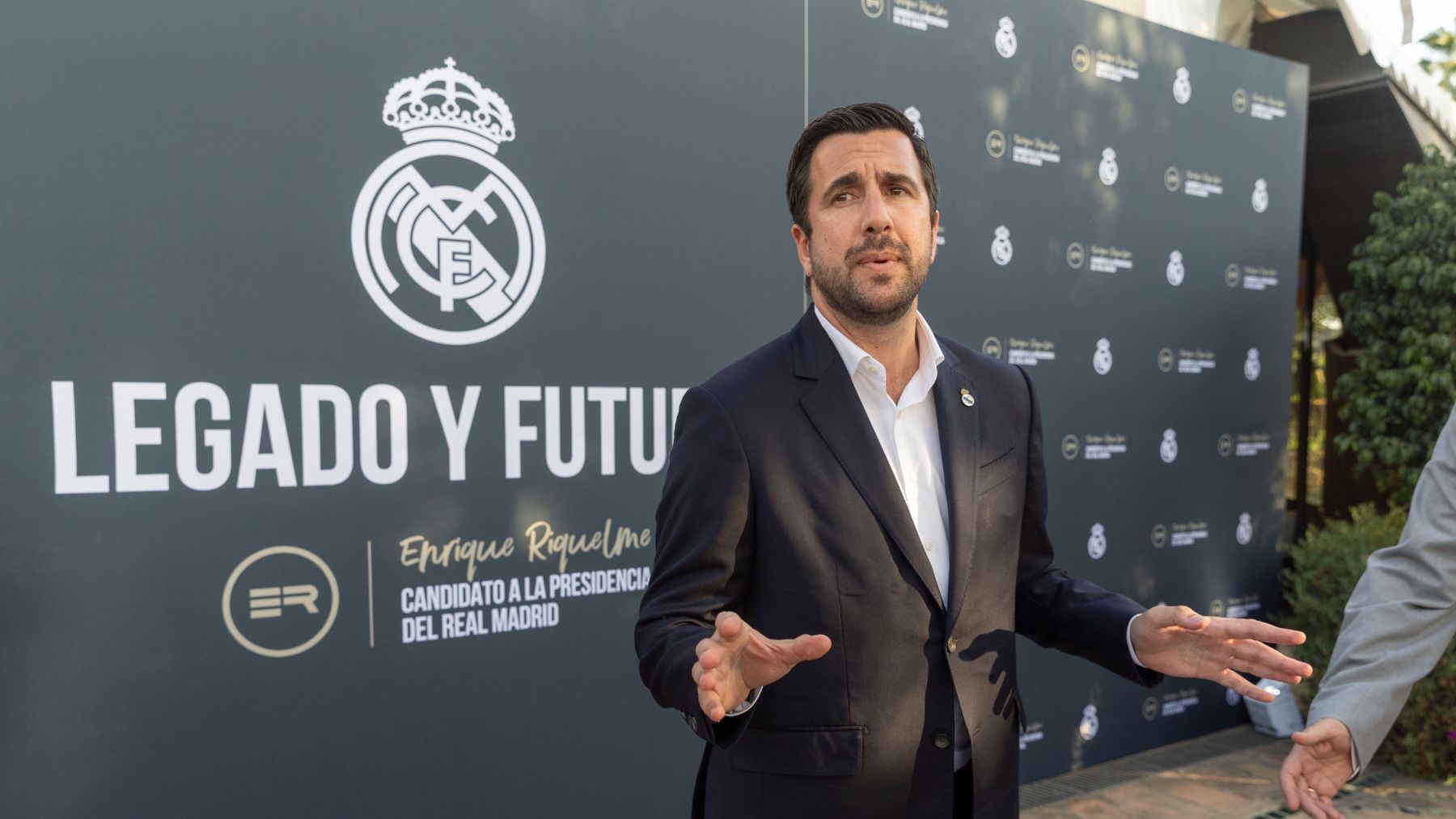 Riquelme, tras el anuncio del fichaje de 150 millones de Florentino ...