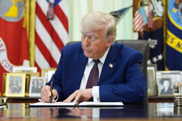 Trump Makes Oval Office Appearance, Fuels Health Concerns