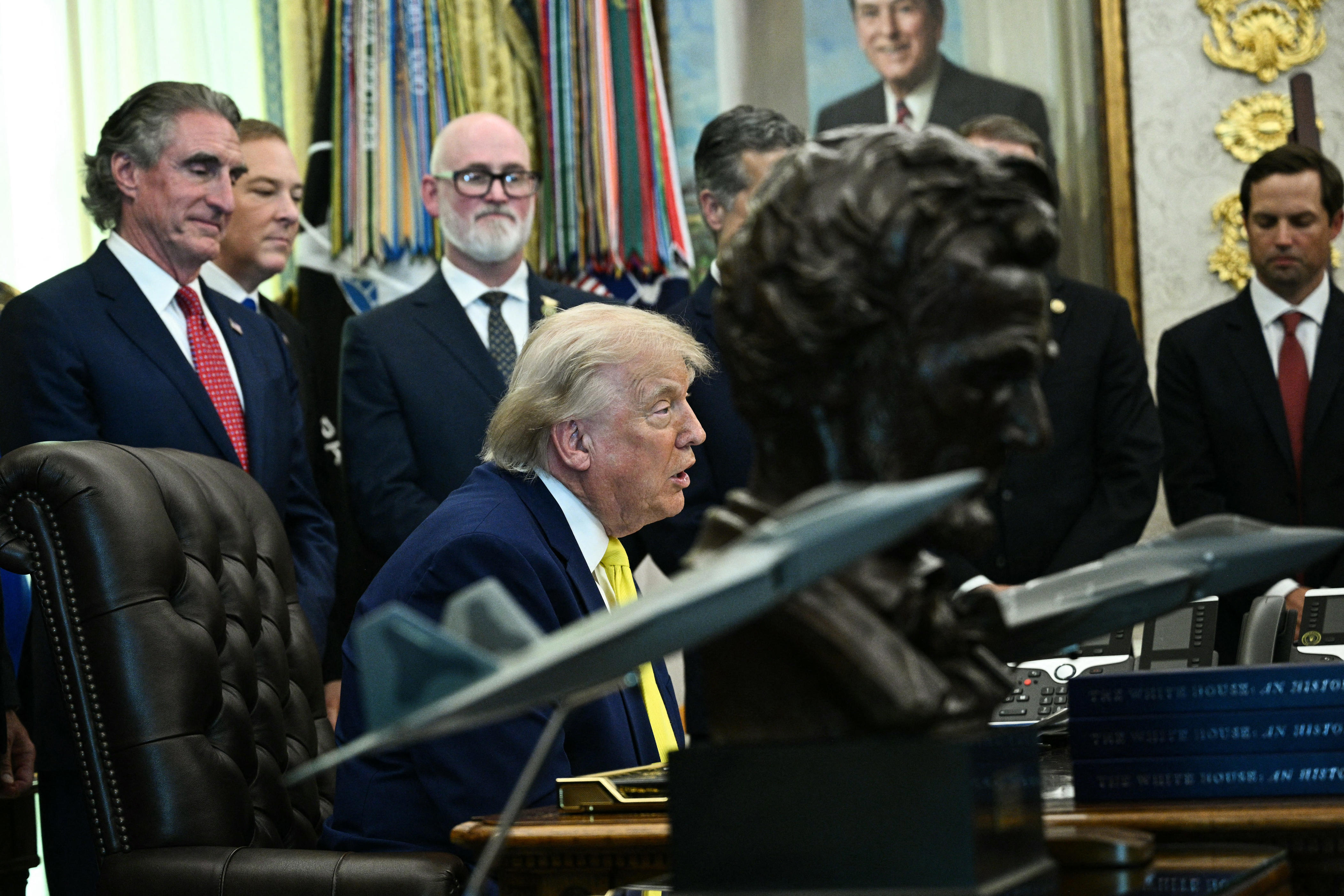 President announces plan to build 'Trump Promenade' at Lincoln Memorial