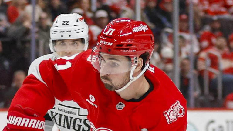 Why the LA Kings should immediately call Detroit about Dylan