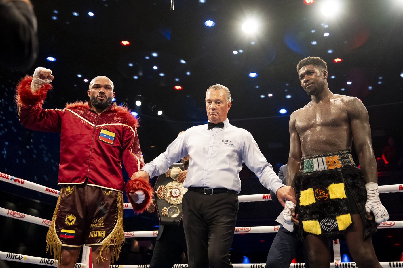 Albert Ramirez remporte une décision partagée face à Lerrone Richards