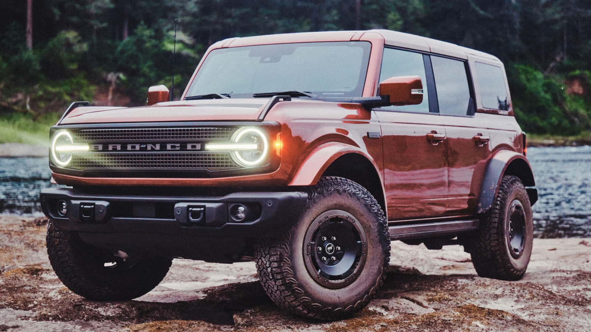 This special Bronco pairs a Raptor engine with the Sasquatch package