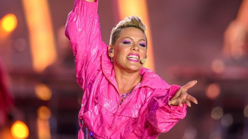 Pink says she's been getting threats and cancels tour dates after ...