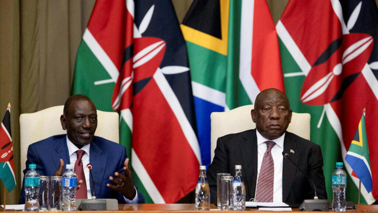 Afrique du Sud : le président kényan exprime à Pretoria son inquiétude face aux violences xénophobes