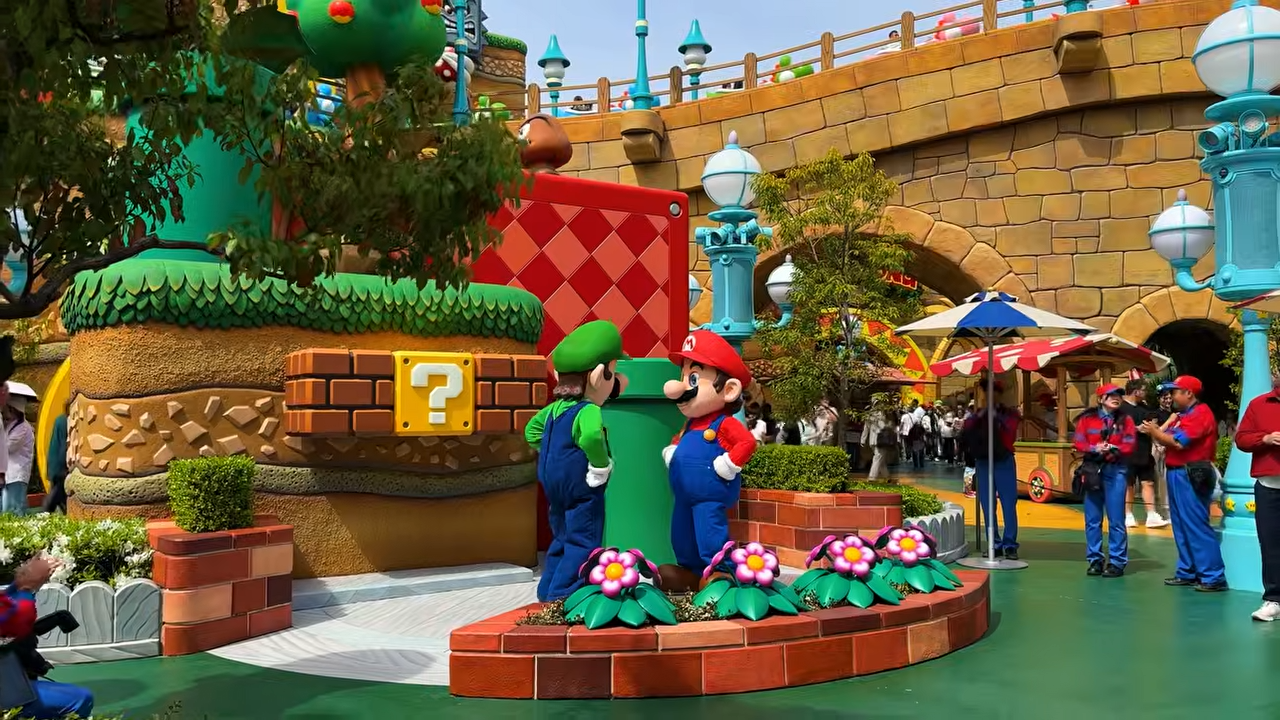 $250 later... here's every food at Super Nintendo World